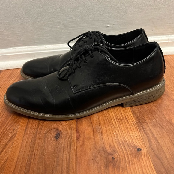 Size 9 nautica black dress shoes - Picture 3 of 5